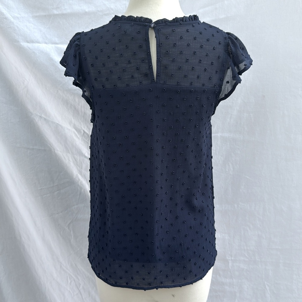 Monteau Navy Textured Ruffle Blouse Size Medium - Picture 4 of 5